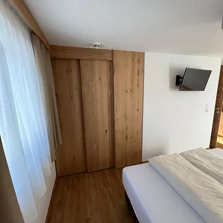 Berggasthof Hochzeigerhaus Jerzens