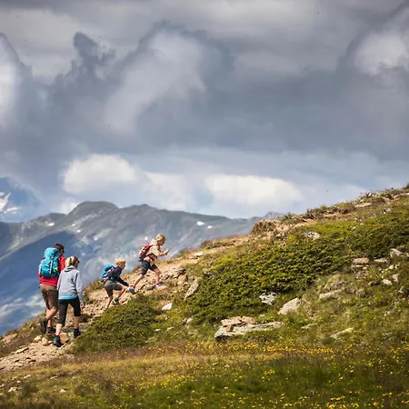 Berggasthof Hochzeigerhaus 2* Jerzens