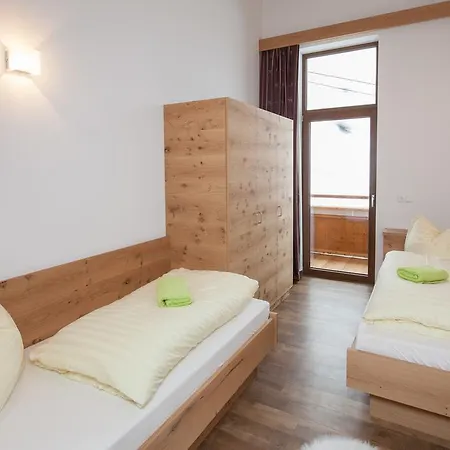 Berggasthof Hochzeigerhaus 2* Jerzens