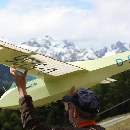 Otel Berggasthof Hochzeigerhaus