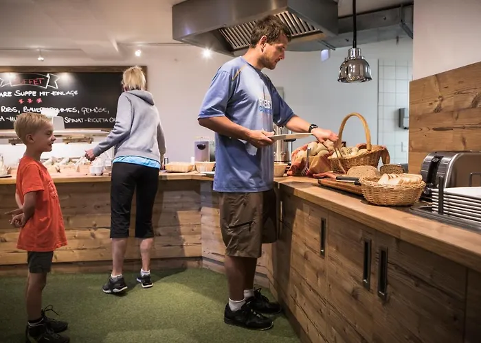 Berggasthof Hochzeigerhaus Hotel Jerzens