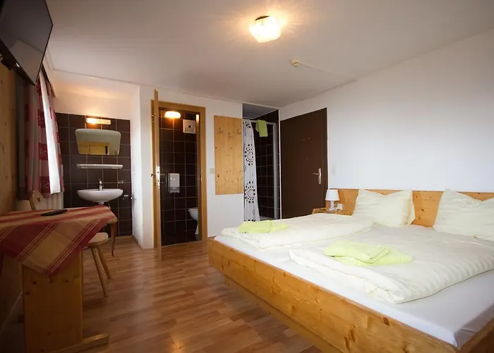 Berggasthof Hochzeigerhaus Jerzens