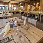 Hotell Berggasthof Hochzeigerhaus 2*