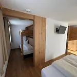 Berggasthof Hochzeigerhaus Hotell